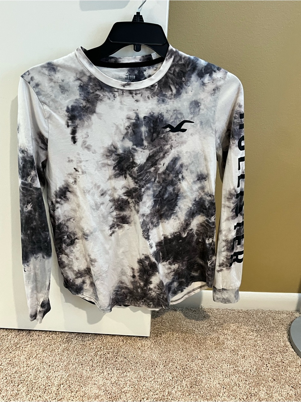 Hollister Small Black & White Tie-Dye Long Sleeve Tee with Sleeve Logo